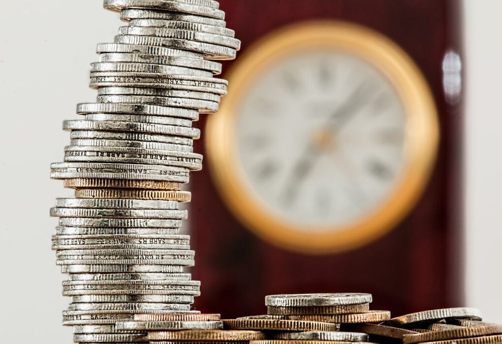 Saving Money in Your 20s: Simple Budgeting Tips for Wealth